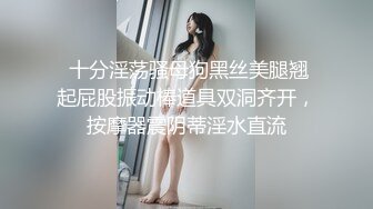 哺乳期的少妇露脸大秀，有奶水的奶子就是带劲，淫声荡语勾搭狼友挤出奶水自己舔好骚啊，展示骚穴呻吟别错过1