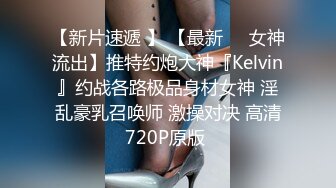  御姐黑丝高跟露脸诱惑，奶子上有纹身诱惑狼友跟大哥激情啪啪，深喉交大鸡巴让大哥多体位揉着骚奶子乱草