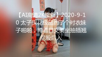  小伙子约了个妈妈，53岁芳龄，吃完晚饭楼下接她车震，倒挺有味道，阿姨一点不害羞