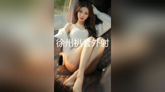 办公楼女厕偷拍新来的文员小妹尿尿 清纯的脸蛋 B黑的跟碳一样