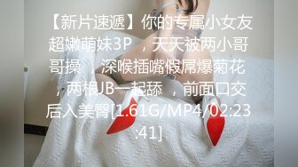 KTV厕所偷拍喝醉的美女趴在马桶上吐✿来个捡尸的屌丝男把她内裤脱了想上她