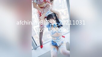 【新片速遞】★酒吧拍到一个❤️S级女孩❤️，腿长，B嫩，张开的幅度很大，看的鼻血直流★