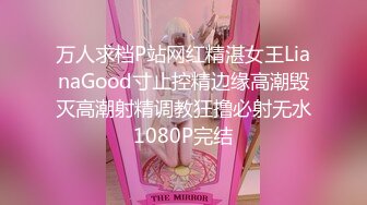 【精品】大神偷拍服装店甜美少妇 超短裙白色蕾丝内内胸大翘臀 极品美女